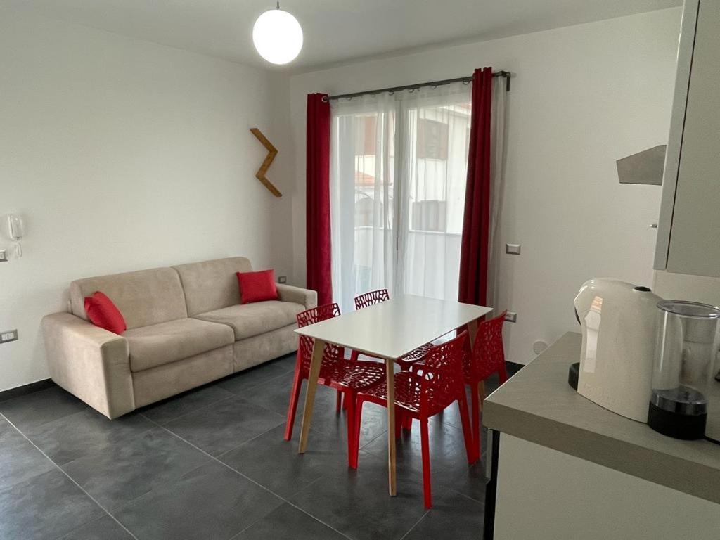 Casa Vacanza Colors Porto Torres Dış mekan fotoğraf