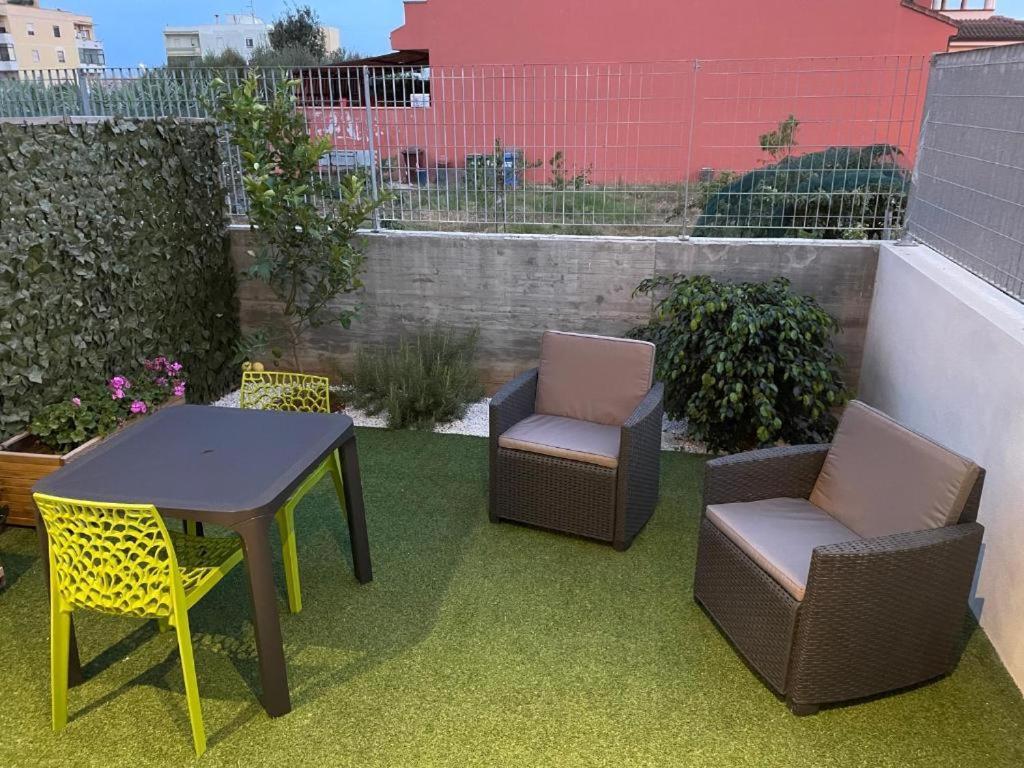 Casa Vacanza Colors Porto Torres Dış mekan fotoğraf